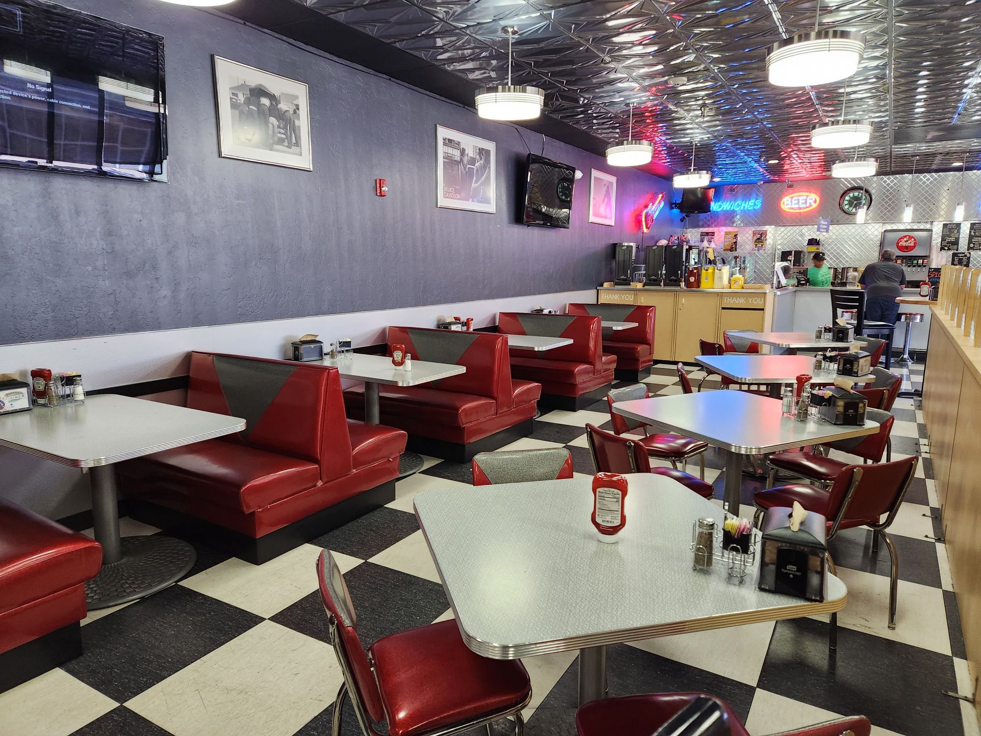 diner_interior.jpg